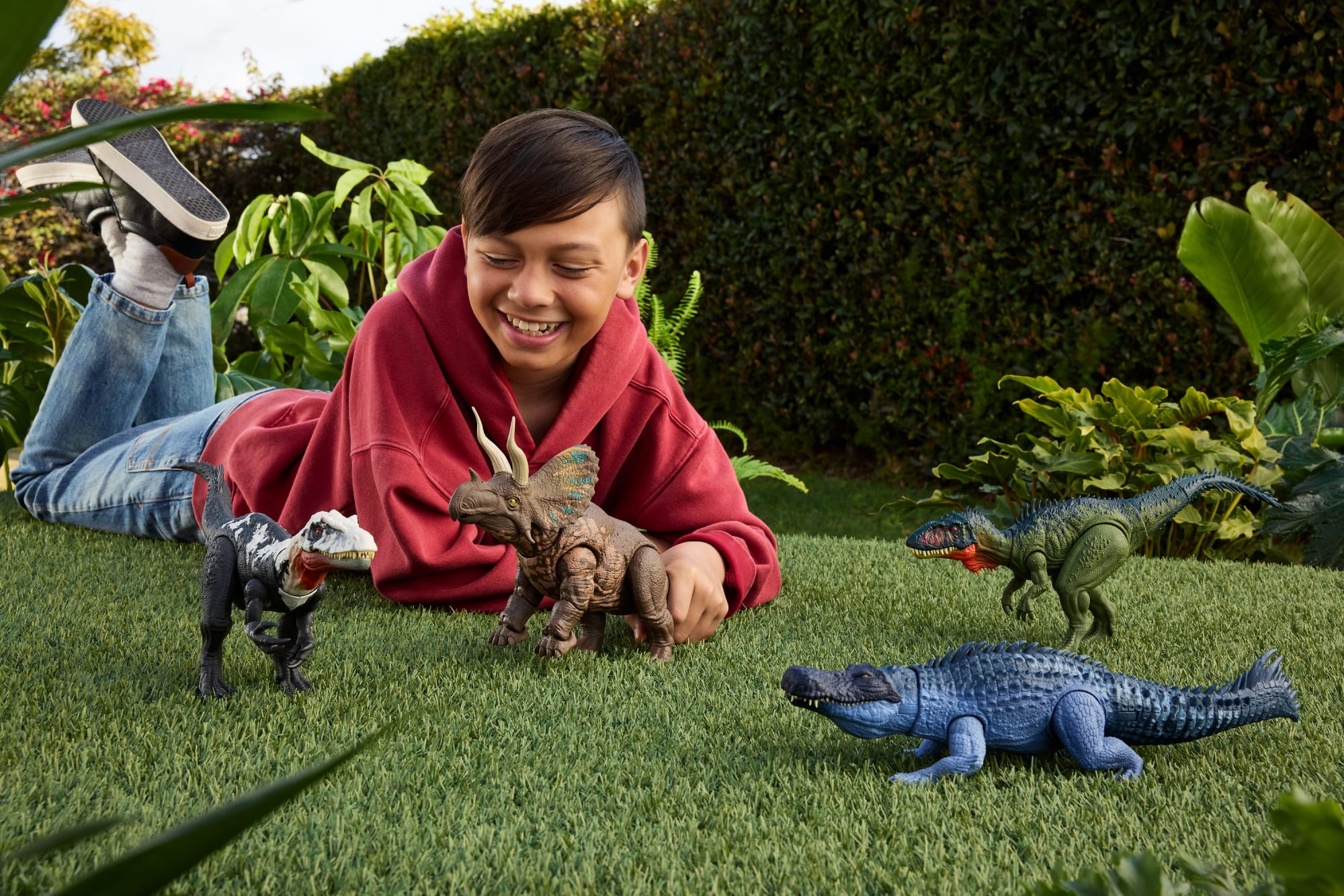 Jurassic World Dinosaurio de Juguete Rebirth Rastreadores Gigantes Chilantaisaurus - Image 2