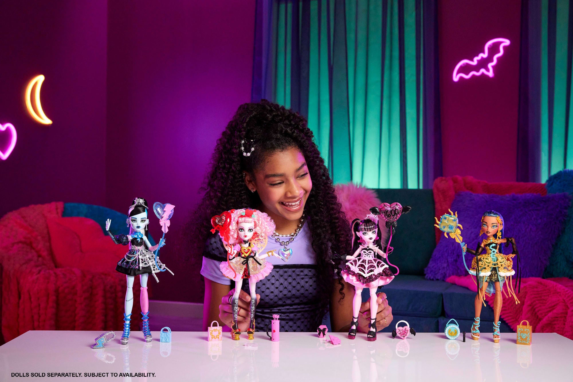 Monster High Scary Sweet Birthday Cake Kit With Clawdeen Wolf Doll And 20+ Decorating Accessories - Image 2
