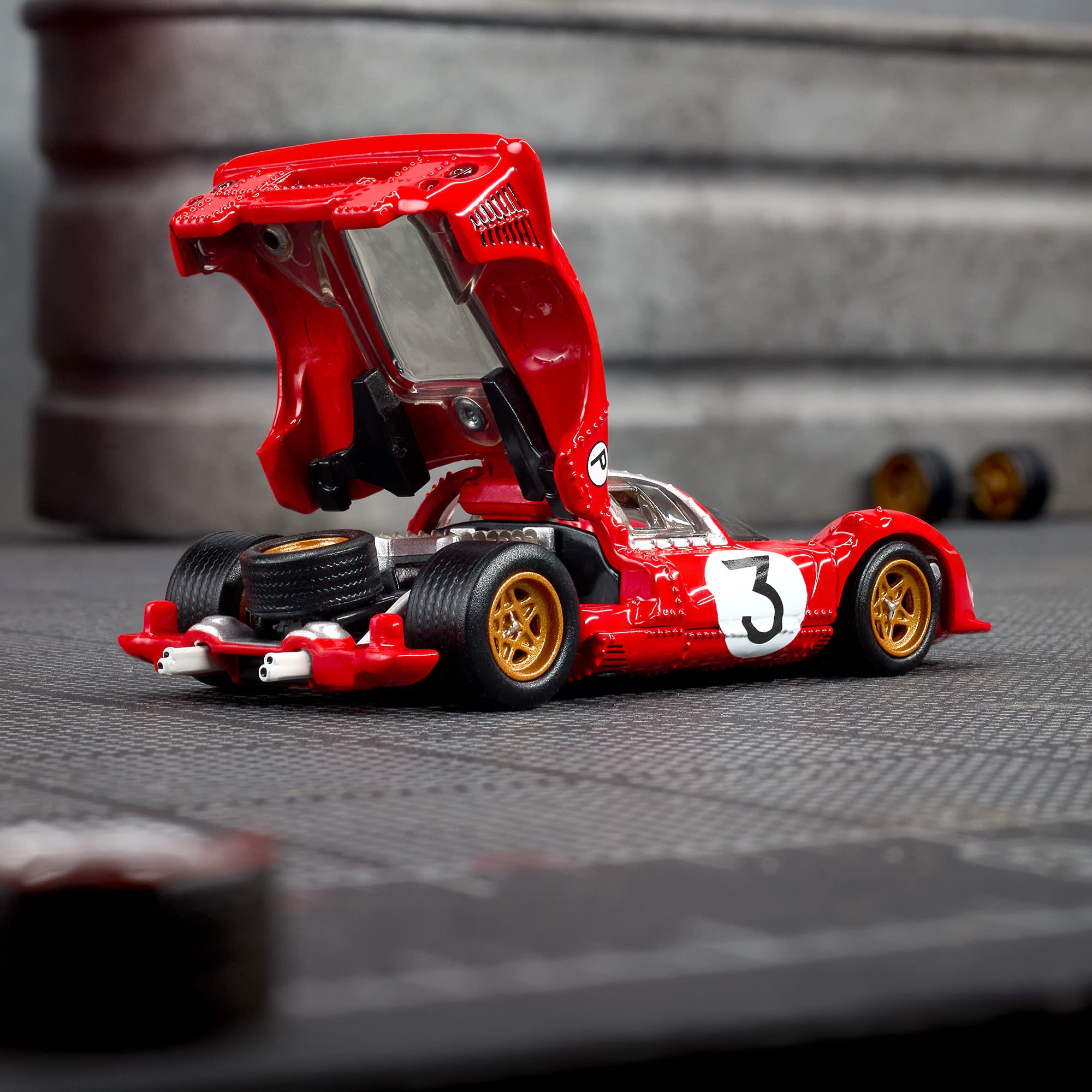 Hot Wheels Elite 64 1967 Ferrari 330 P4 - Image 4