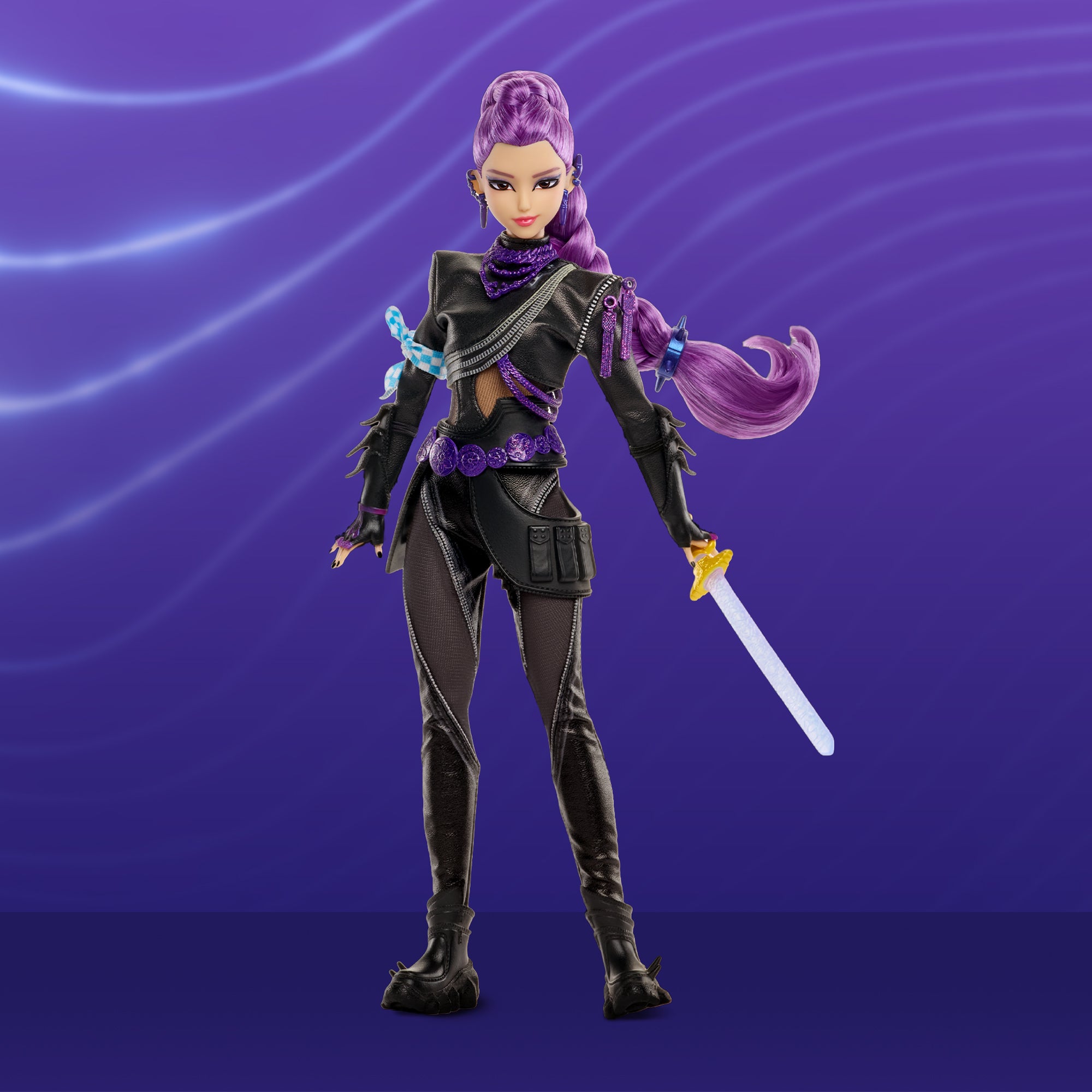 KPop Demon Hunters Deluxe Rumi Fashion Doll - Image 4