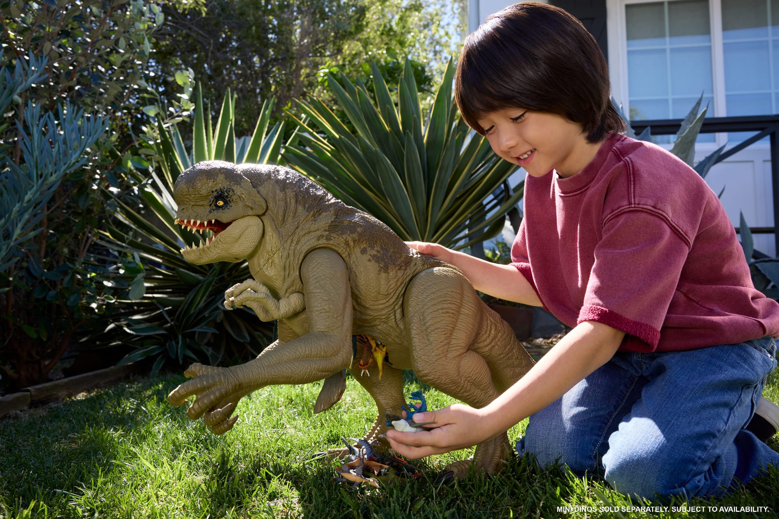Jurassic World Rebirth Super Colossal Distortus Rex Dinosaur Figure. 31 Inch. Swallows Minis - Image 2