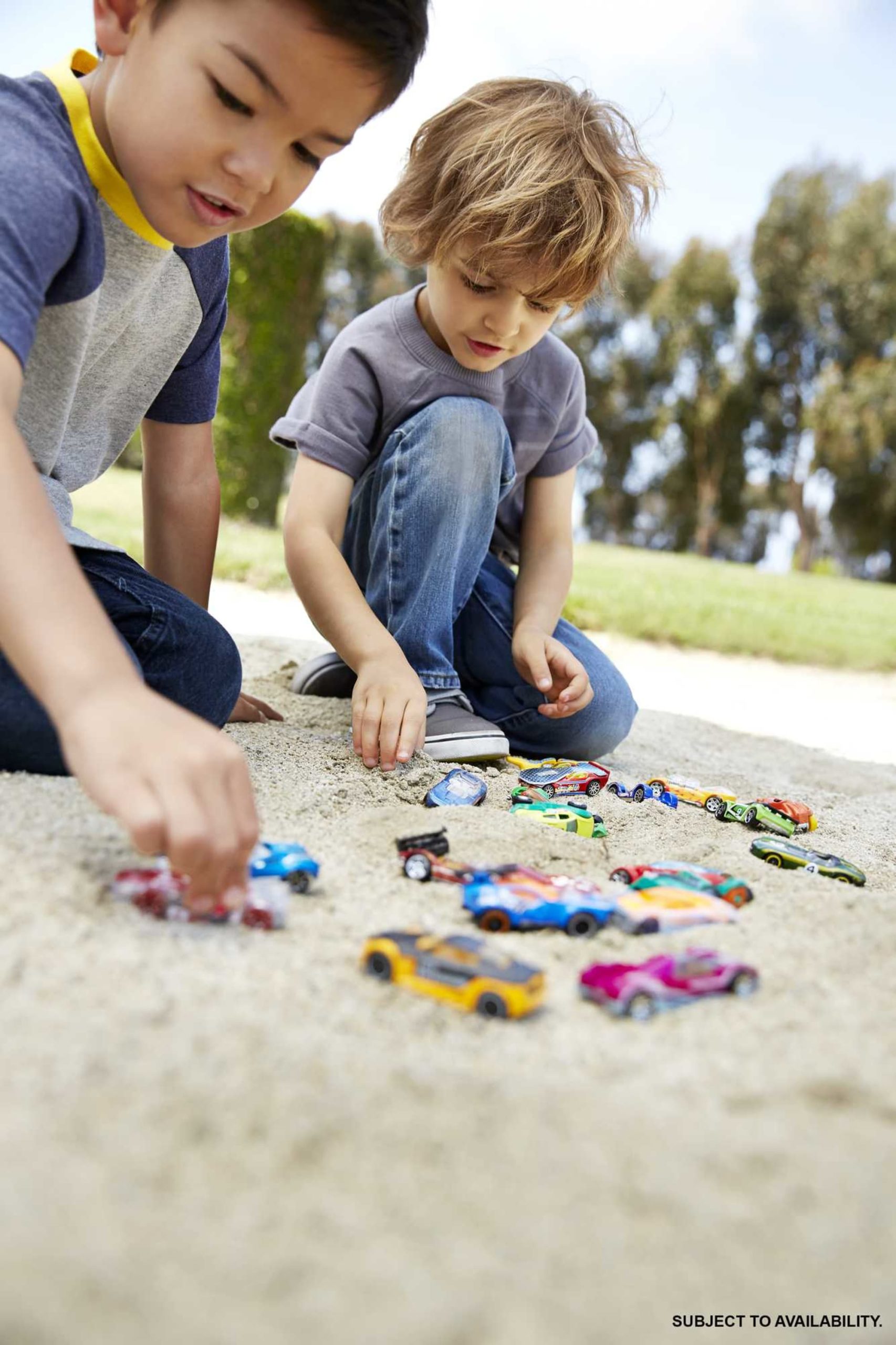Hot Wheels Set Of 20 1:64 Scale Toy Trucks And Cars For Kids & Collectors - Image 4