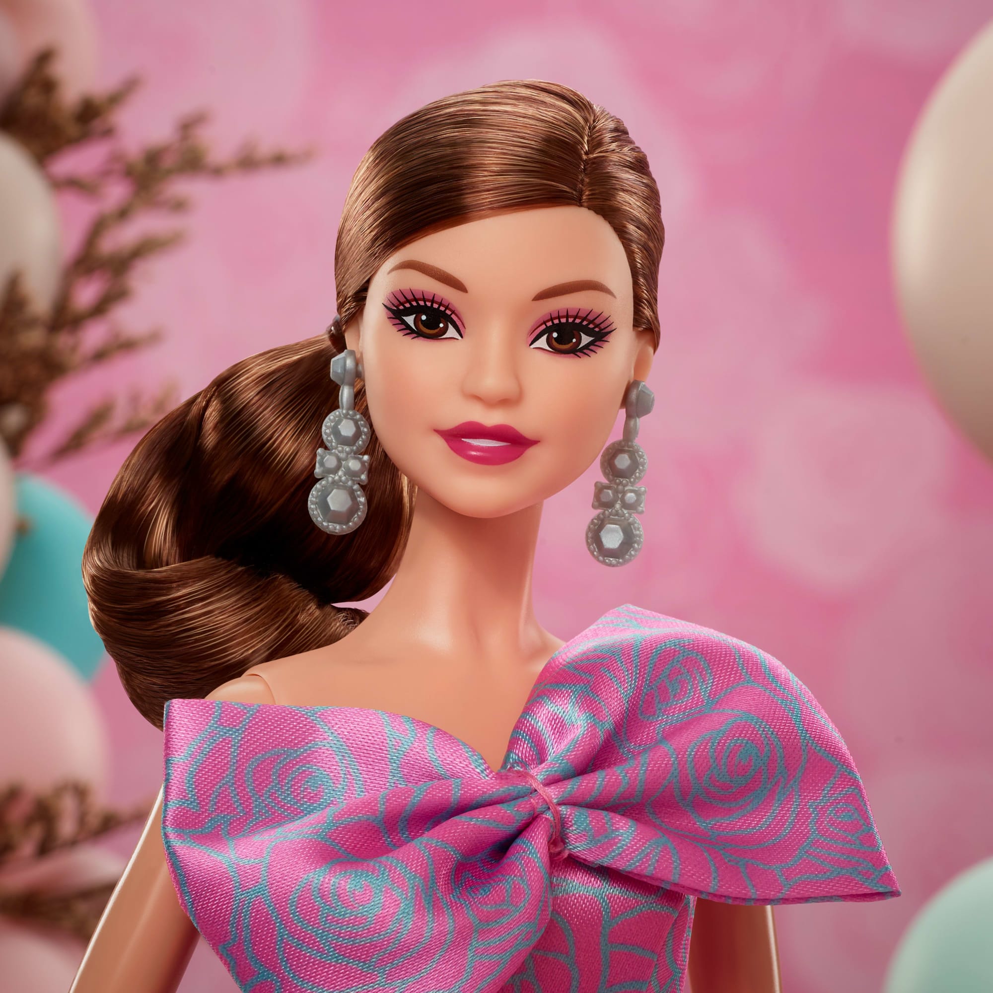 Barbie-Poupée Barbie Joyeux Anniversaire-en Robe Rose Satinée - Image 2