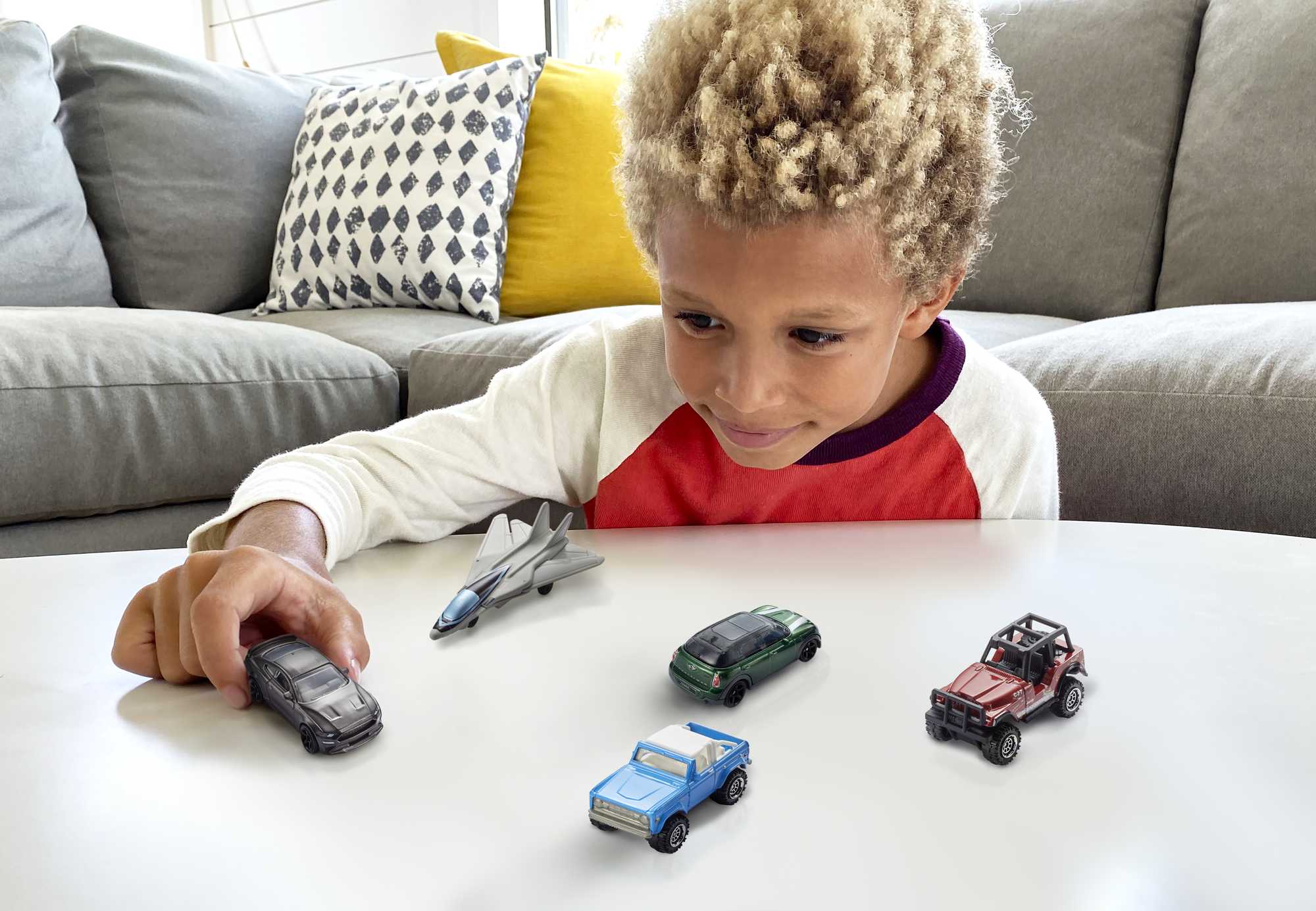 Matchbox 5-Pack Vehicles Assortment - Image 2