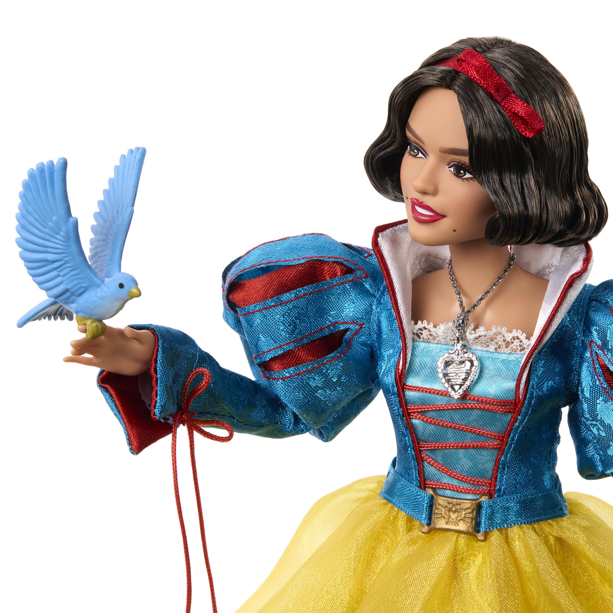 Snow White Doll From Disney's Snow White - Image 4