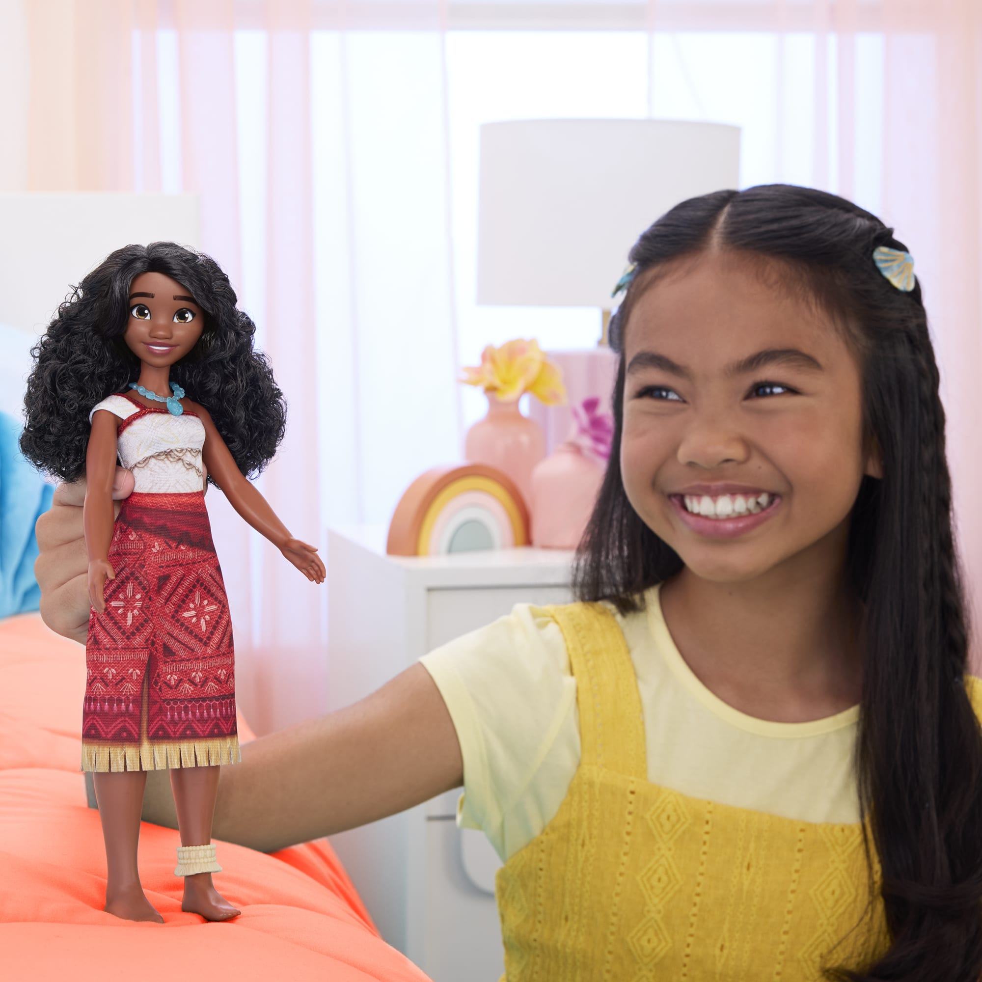 Disney Moana 2 Moana Fashion Doll With 2 Accessories & Removable Outfit. inspired By The Movie - Image 2