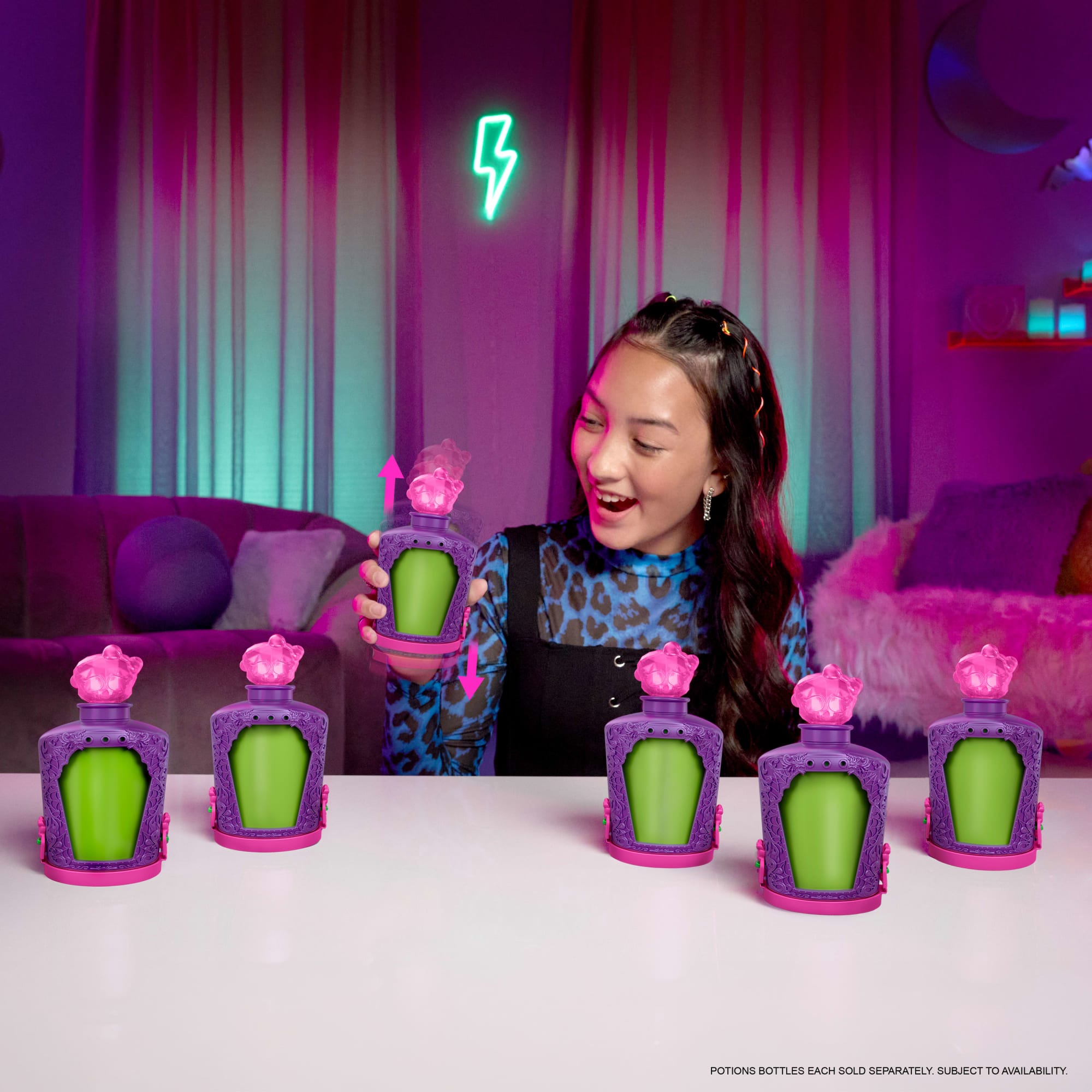 Monster High Potions Mini Dolls. Surprise Character Figures With Water Reveal (Characters May Vary) - Image 2