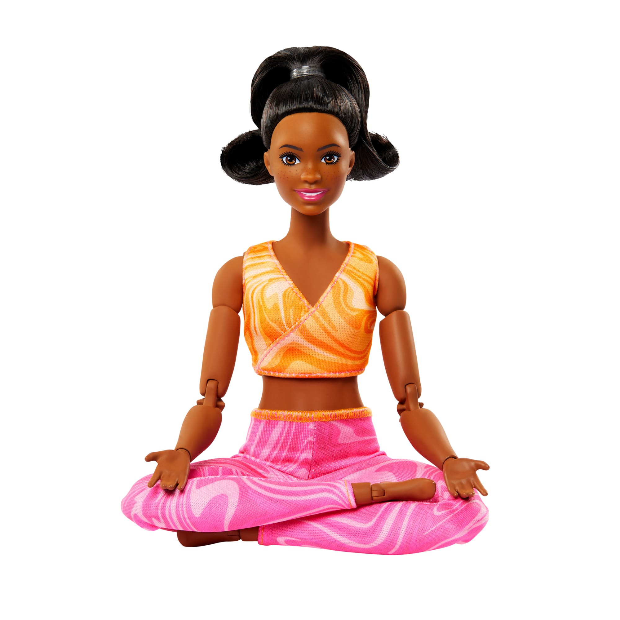 Barbie Made To Move Fashion Doll. Brunette Wearing Removable Sports Top & Pants. 22 Bendable Joints - Image 5