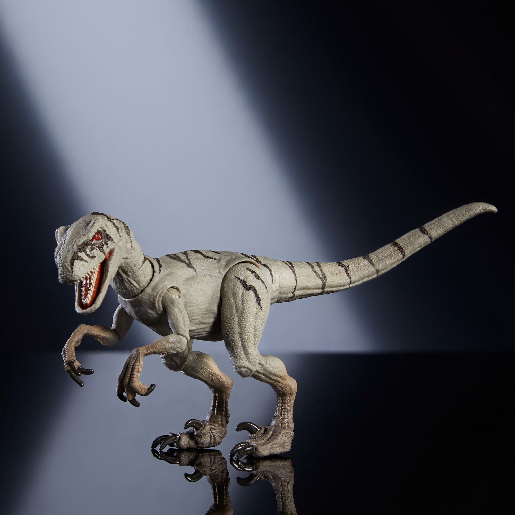 Jurassic World Dinossauro de Brinquedo Atrociraptor Ghost - Image 4